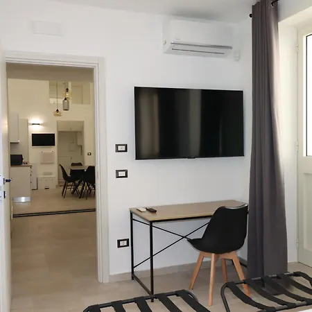 Hotel apartamentowy Sisina's