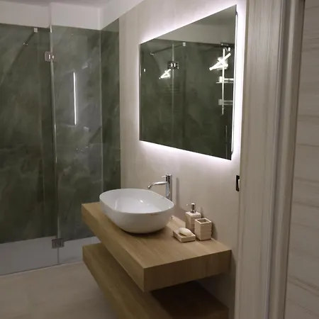 Sisina's Hotel apartamentowy *